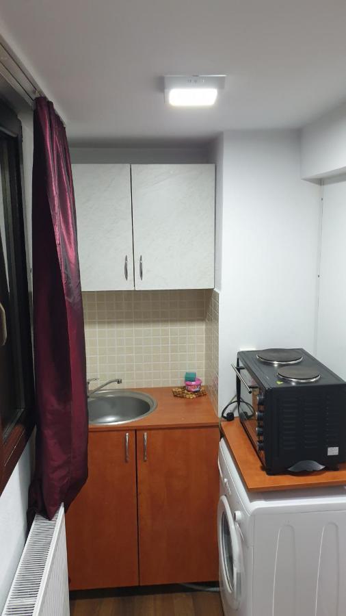 Mihai Bravu Metrou Bukurešť Exteriér fotografie